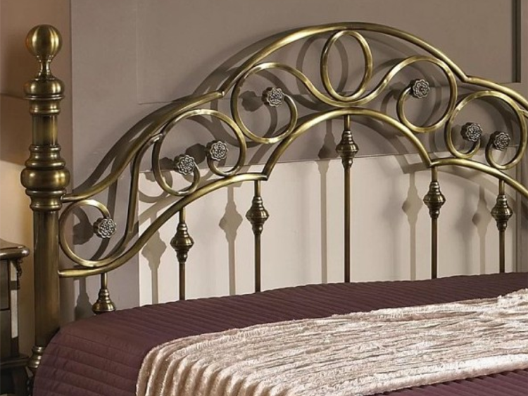 Salisbury Brass Metal Bed